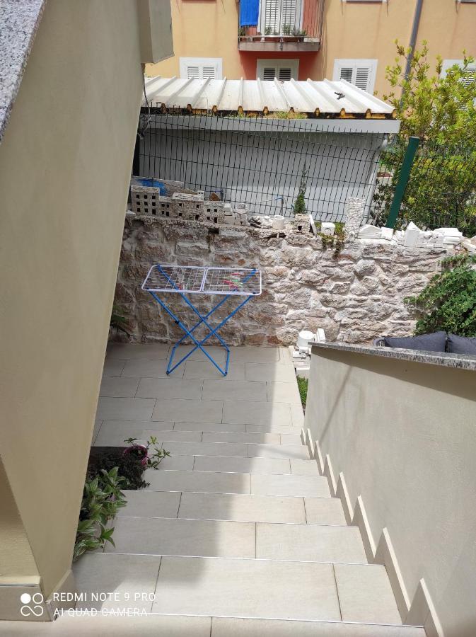Villa Podvrsina1A Rosa Preko Esterno foto