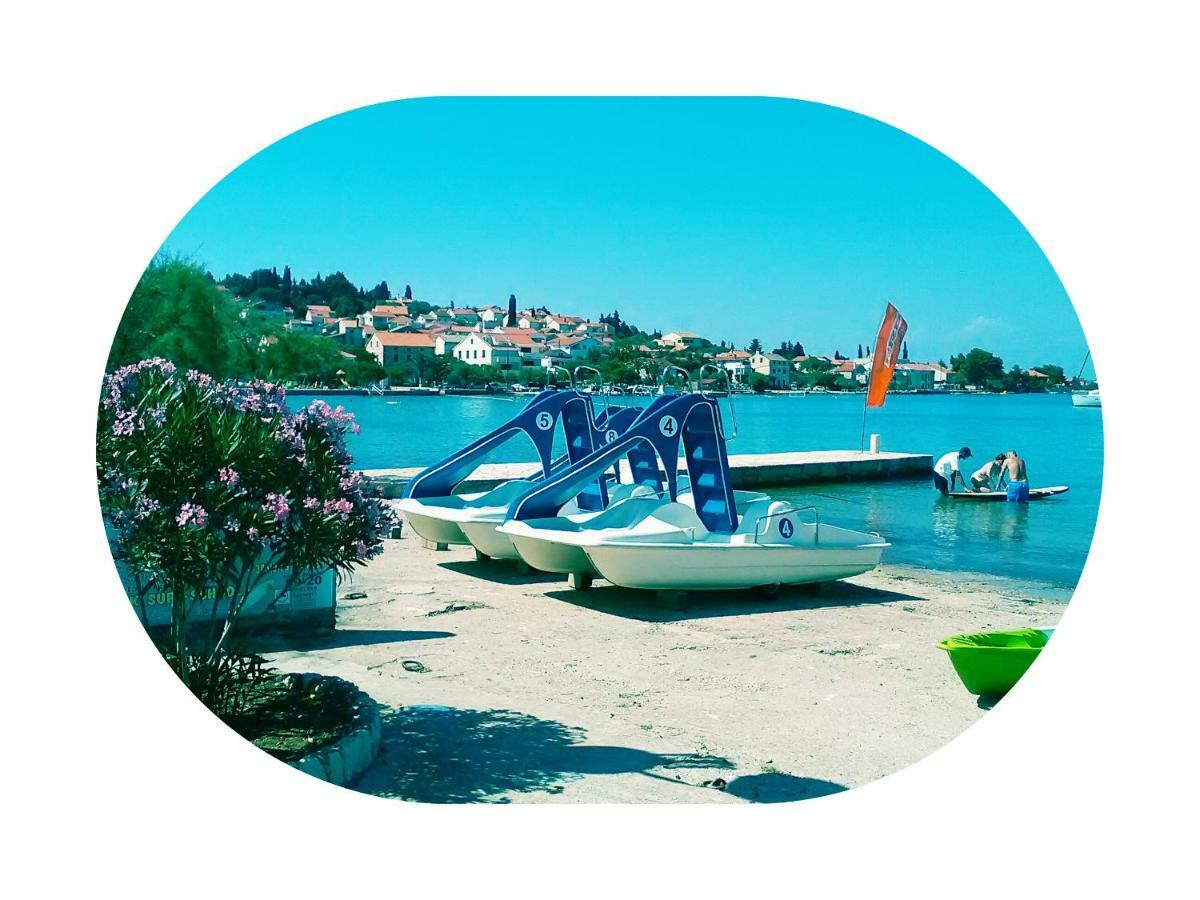 Villa Podvrsina1A Rosa Preko Esterno foto